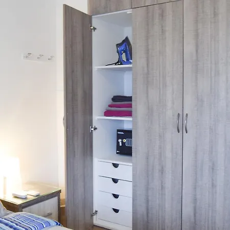 Mackenzie Beach Zen-apartment