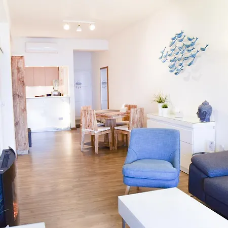 Mackenzie Beach Zen-apartment Apartment *