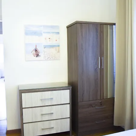 Mackenzie Beach Zen-apartment